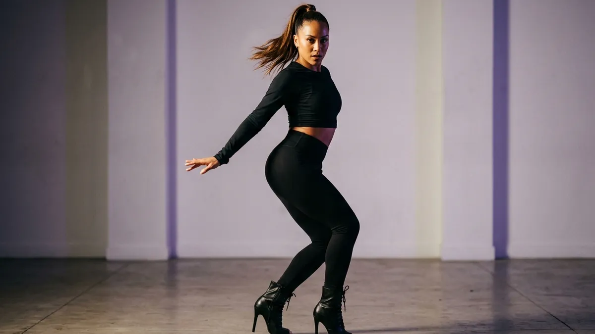 Sensual Glow Choreography Class — Choreo 1